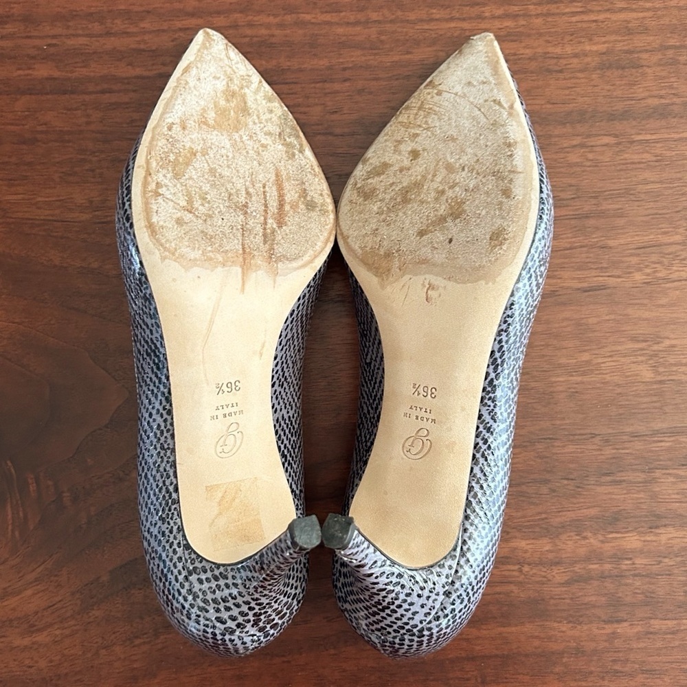 M. Gemi The Esatto Snakeskin Python Pumps Black G… - image 7